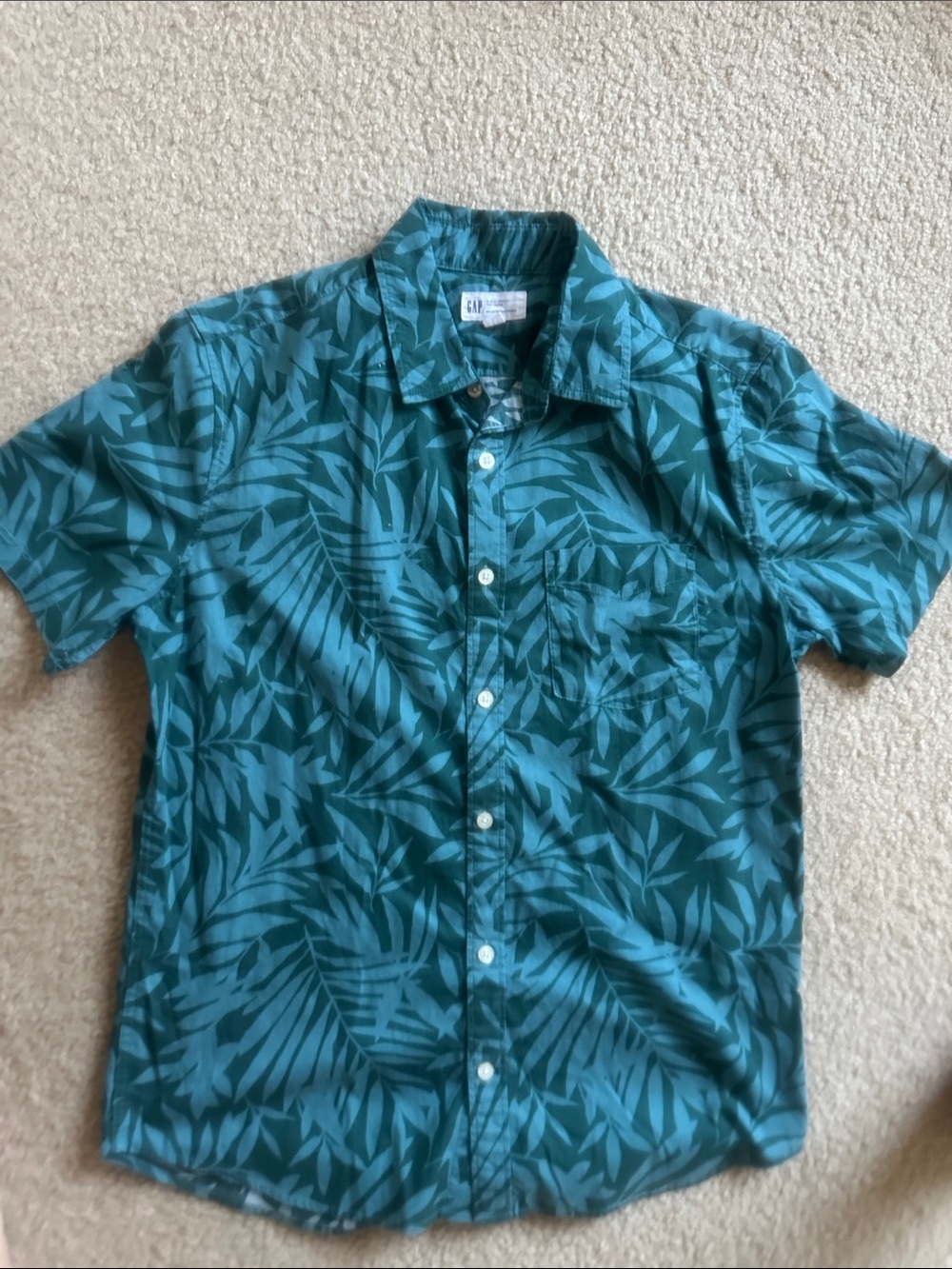 GAP Teal Leaf-Print Short Sleeve Button-Down Shirt